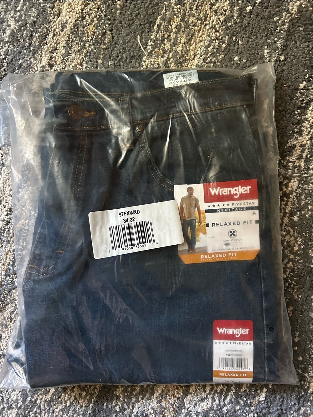 Wrangler Men Relaxed Fit Dark Blue Jeans